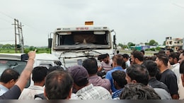 MP: धार में भीषण सड़क हादसा, रॉन्ग साइड से आए कंटेनर ने ईको कार को मारी टक्कर, 6 की मौत