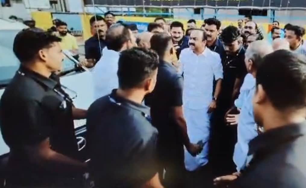 Congress leader Chenthi Anil arrested for blocking Kerala CM Satheesan's convoy in Thiruvananthapuram; suspended from party
