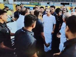 Congress Leader Blocks Kerala Chief Minister's Convoy, Argues With Him