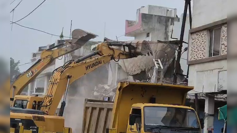 सिंहस्थ 2028 की तैयारी तेज: उज्जैन के बेगमबाग में 16 अतिक्रमण ध्वस्त, हरिफाटक ब्रिज चौड़ीकरण को मिलेगी रफ्तार