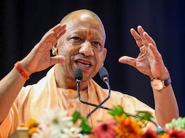 यूपी में 60 साल से अधिक उम्र की महिलाओं को फ्री बस यात्रा, अभी सिर्फ आधार कार्ड दिखाकर सफर, फिर स्मार्ट कार्ड