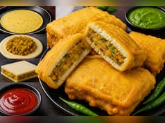 घर में ब्रेड नहीं? बिना ब्रेड बनाएं क्रिस्पी ब्रेड पकौड़ा, नोट करें रेसिपी