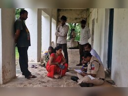 प्रसूता पत्नी के लिए खून का इंतजाम करने दर-दर भटका पति, तनाव में डिलीवरी के दूसरे दिन कर ली आत्महत्या