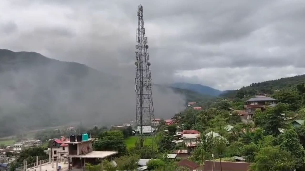 Manipur Violence: Paramilitary Soldier Injured, Homes Burned