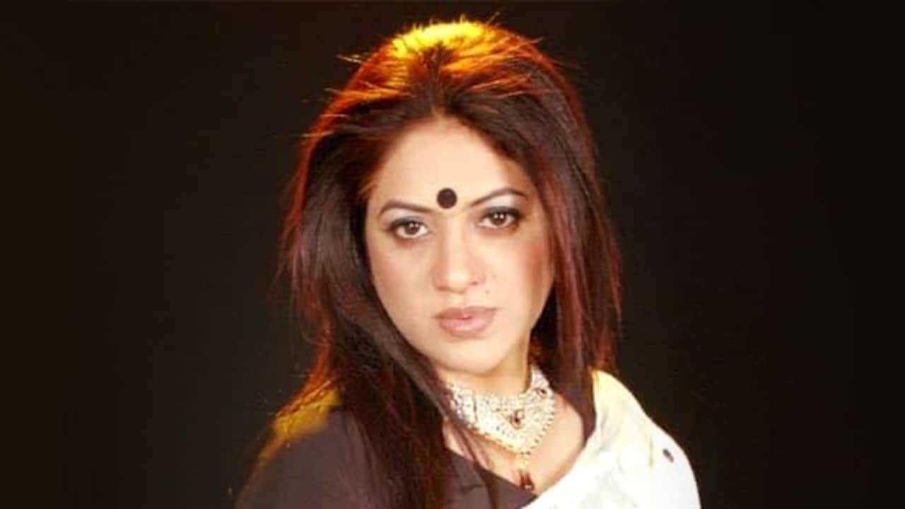 24 Hours After She Went Missing, Actress Was Found Chopped Into Two Pieces