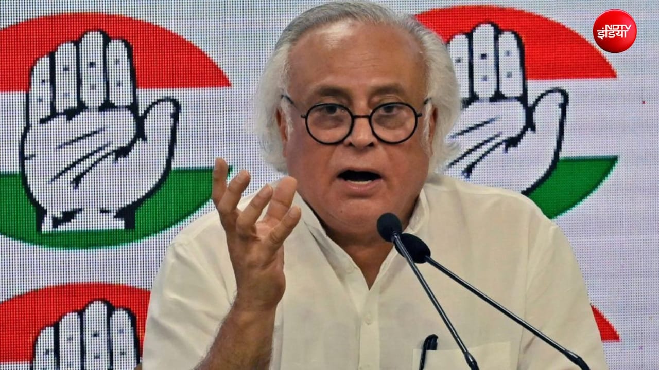 पीएम मोदी की 'दिमागी नक्सल' वाली टिप्पणी पर भड़की कांग्रेस, बोली- हताशा दिख रही है