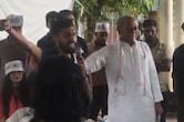 'सरकार नौकरी नहीं देना चाहती, युवाओं को कांवड़ यात्रा में ले जाना चाहती है'- दिग्विजय सिंह