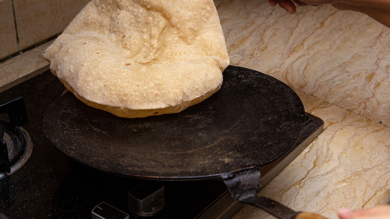 10 Cast Iron Tawa-Care Myths About Seasoning, Rust and Cleaning 10 Cast Iron Tawa-Care Myths About Seasoning, Rust and Cleaning