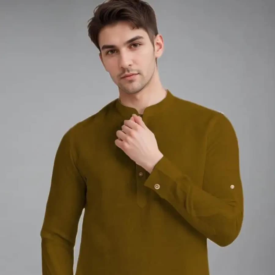 Click here to buy: Yugnik Men Solid Kurta (Gold)