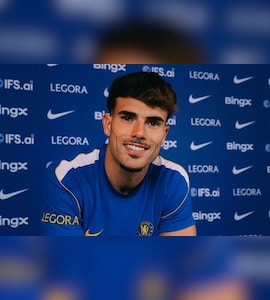 Chelsea Sign Pep Chavarria As Replacement Left Back For Marc Cucurella