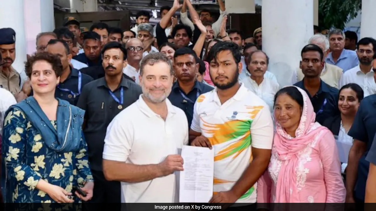 FIR Filed In Pellet Gun Case After Rahul Gandhi's Sit-In At Police Station