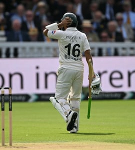 Pakistans Test Crisis: Two Stars Asked To Return Home After England Debacle - Report