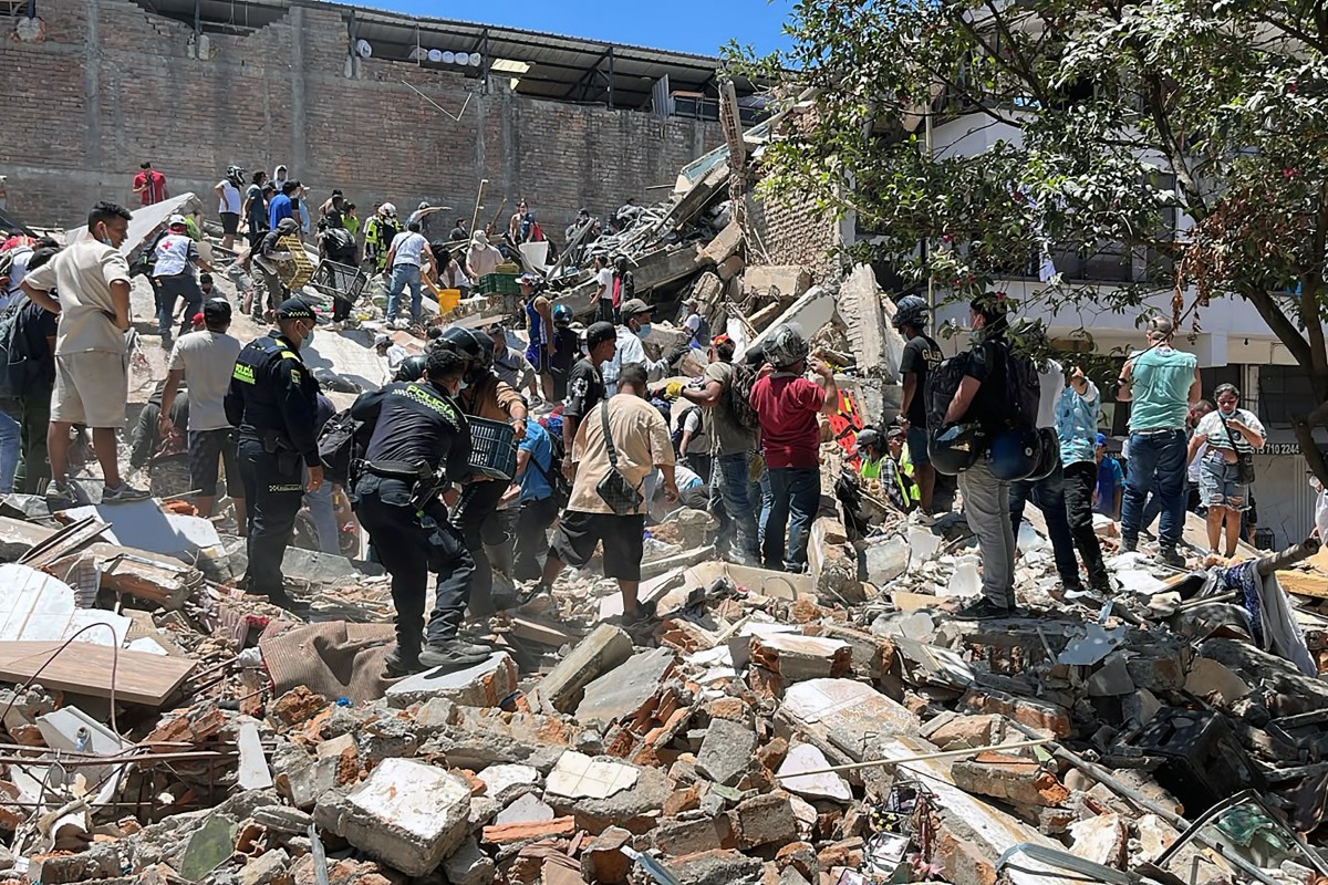 Colombian President Declares Emergency After Earthquake Kills More Than 100
