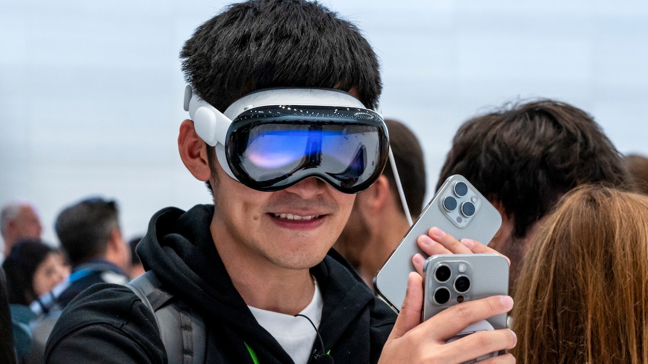 Apple is largely shutting down a team focused on gaming for its Vision Pro headset. Apple is largely shutting down a team focused on gaming for its Vision Pro headset.