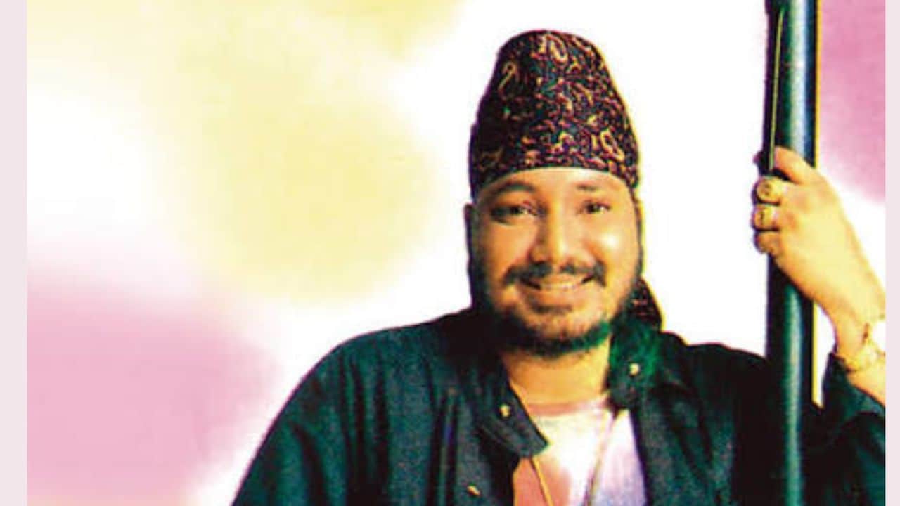 पिता गायक और मां पहलवान, दोनों ने मिलकर डाकू के नाम पर रखा बेटे का नाम, बड़ी फिल्मी है इस सिंगर के नाम का कहानी