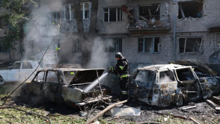 Russian-Ukrainian Couple Make Five-Day Escape To Hungary From Kyiv