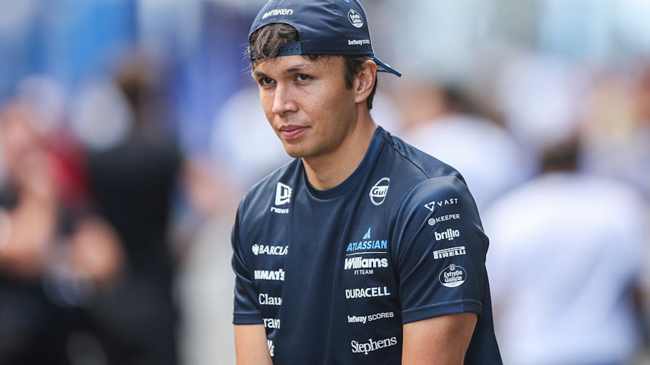 F1s Alex Albon Re-Signs With Williams For 2027