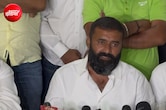 करणी सेना के अध्यक्ष का पुलिस ने पकड़ा कॉलर? राजपूत समाज में गुस्सा, खुद महिपाल मकराना ने बताई सच्चाई