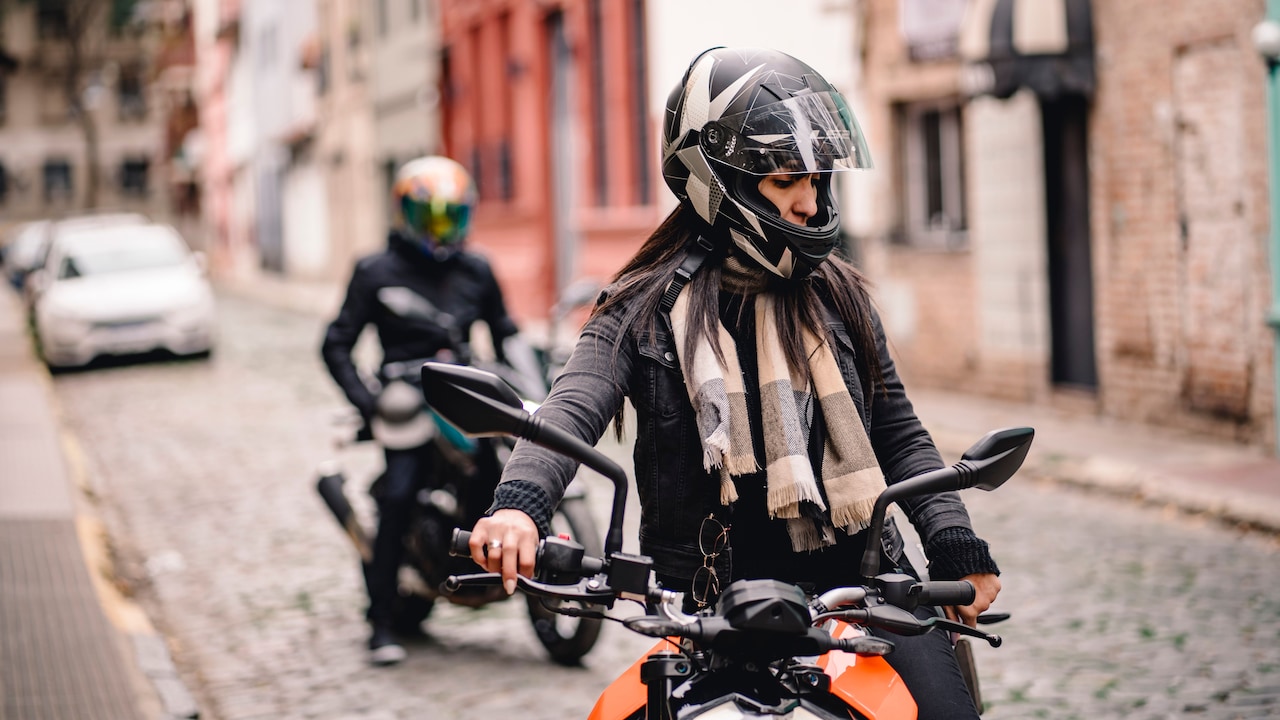 Persistent Helmet Odour? Try These 10 Practical Cleaning Fixes
