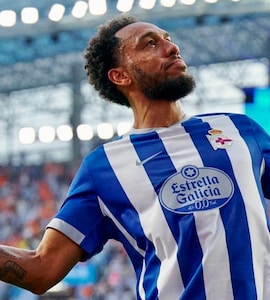 Pierre-Emerick Aubameyang Scores But Deportivo La Coruna Held On La Liga Return