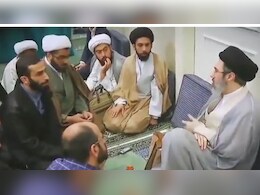 मोजताबा खामेनेई की कैसी है तबीयत? 'मौत' की अफवाहों के बीच सामने आया नया VIDEO, समर्थकों से बातचीत करते द&zwj;िखे