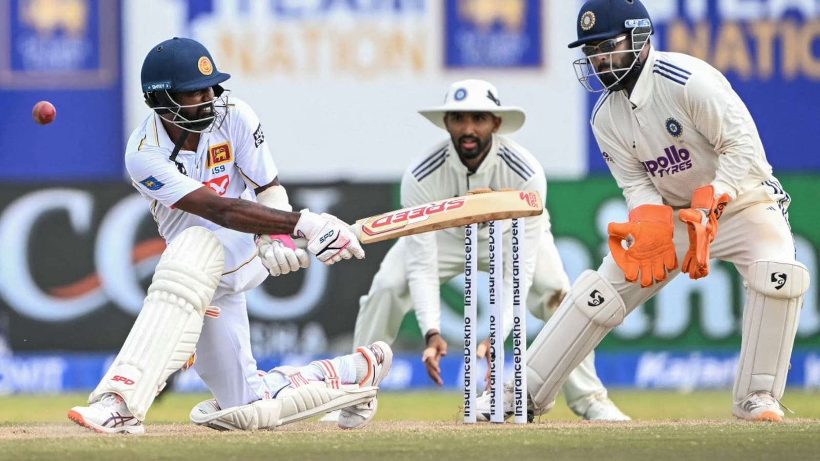 <i>Sab Talvaar Chalayenge</i>: Rishabh Pants Hilarious Ravindra Jadeja Banter Caught On Stump Mic