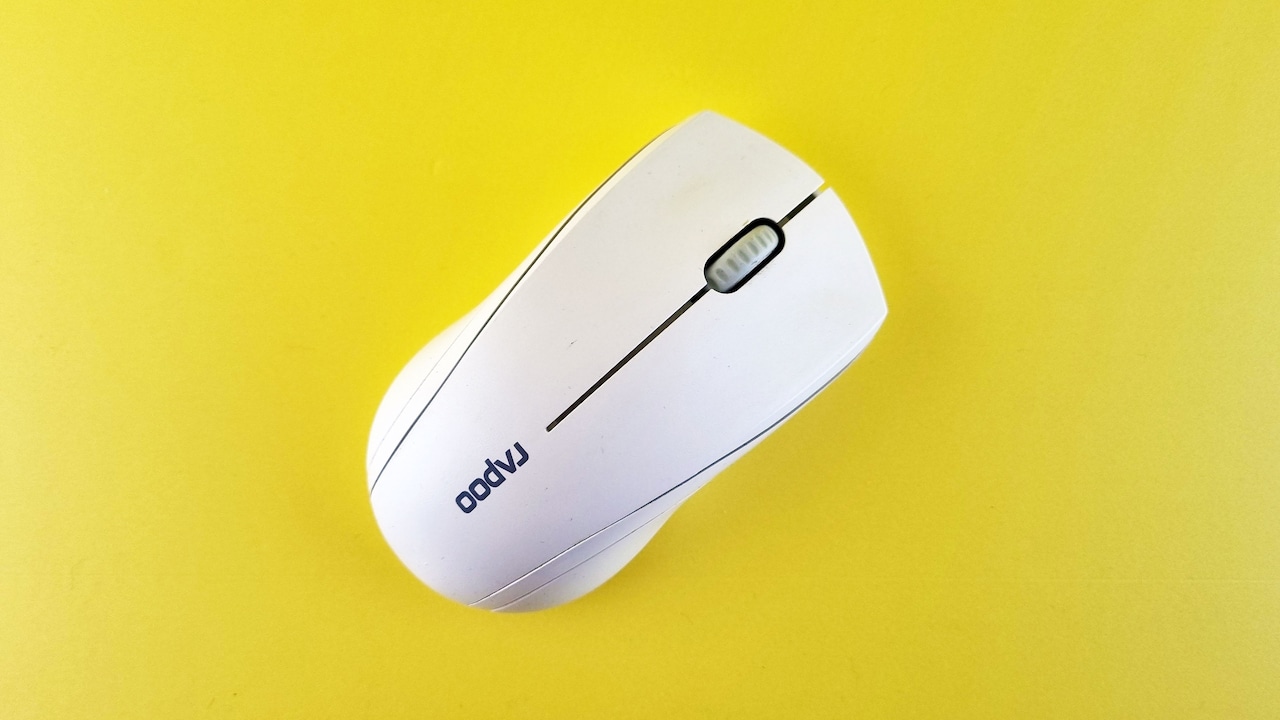 Wireless Mouse Jerky On A Fabric Desk Mat? 10 Causes And Fixes Wireless Mouse Jerky On A Fabric Desk Mat? 10 Causes And Fixes