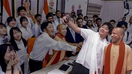 Japanese Student's Selfie With UP Chief Minister Yogi Adityanath Goes Viral