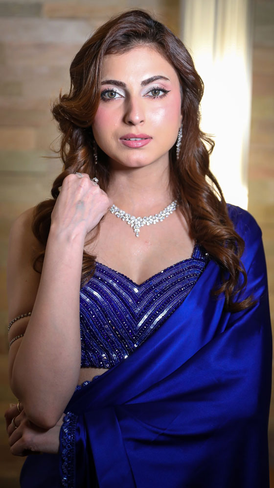 Farrhana Bhat Serves Regal Vibes In A Dazzling Blue Drape