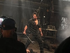 Viral Photo From <i>King</i> Sets Reveals Shah Rukh Khan's Rugged, Bloodied Look