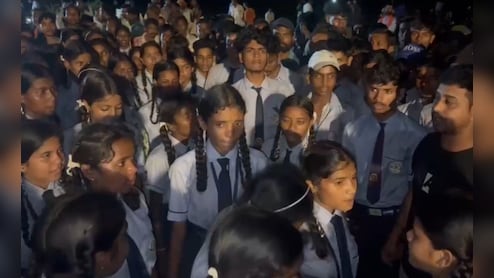 600 छात्रों की लड़ाई सफल: NDTV की पहल पर शिक्षा मंत्री ने मानी बच्चों की मांगें, 12 घंटे बाद खत्म हुआ आंदोलन