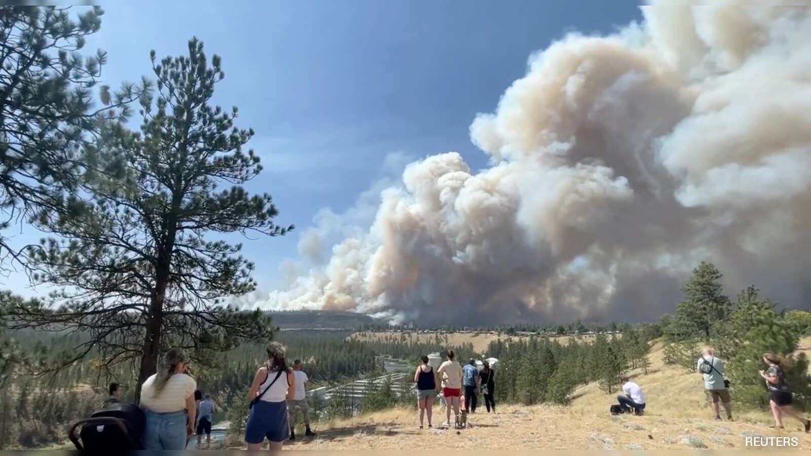 Wildfires On Over 250,000 Acres Across Washington State Prompt Evacuations