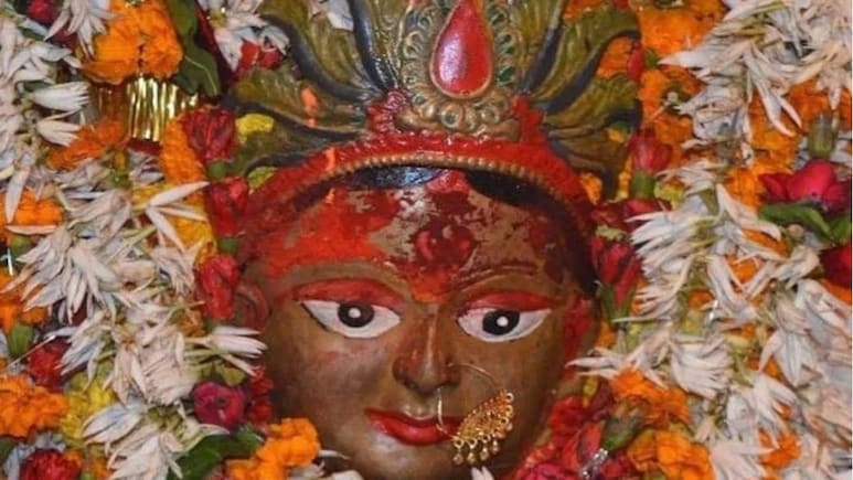 Mangla Gauri Vrat: मंगला गौरी व्रत कैसे रखा जाता है? जानें नियम, पूजा विधि और पढ़ें मां गौरी की आरती