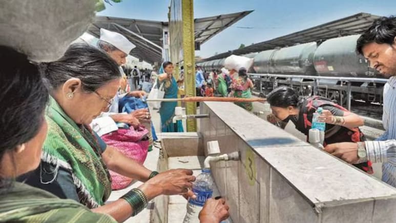 रेल यात्रियों की सेहत से खिलवाड़, CAG रिपोर्ट में खुलासा, स्टेशनों के पीने के पानी में मिला जहरीला बैक्टीरिया