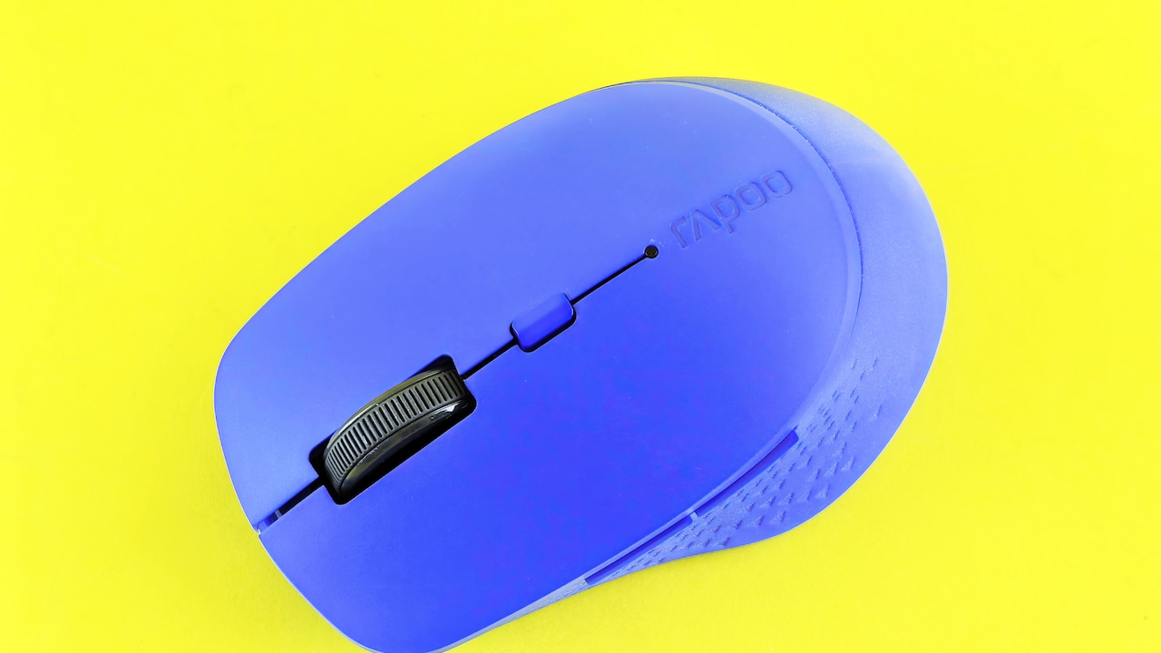 10 Reasons Your Wireless Mouse Lags Or Jumps On Glass Desks 10 Reasons Your Wireless Mouse Lags Or Jumps On Glass Desks