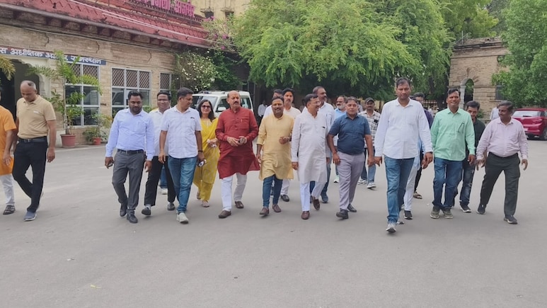 कांग्रेस नेता पर प्रतिबंधित इंजेक्शन बेचने का आरोप, बीजेपी की मांग- SIT जांच हो