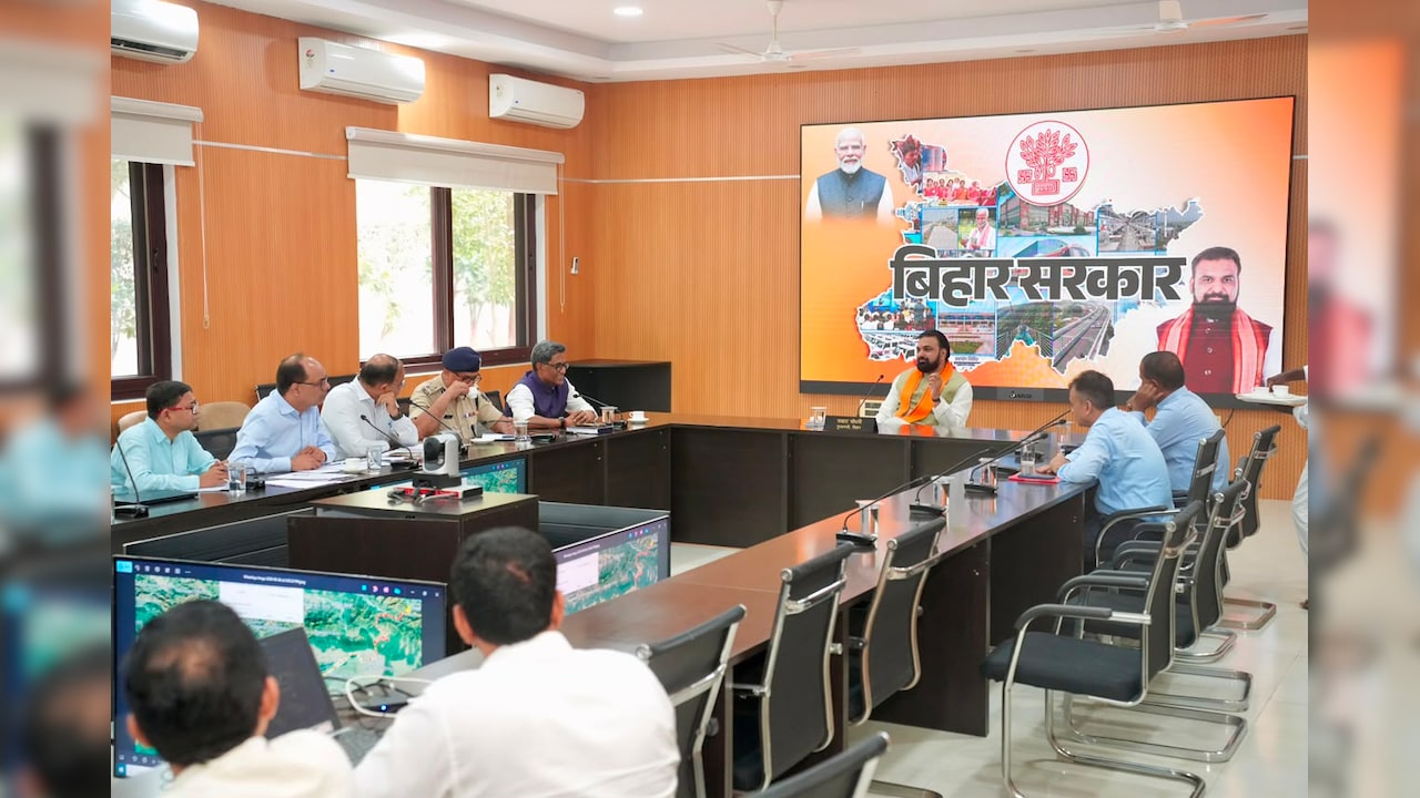 Bihar Chief Minister Samrat Choudhary met officials over flood alert Bihar Chief Minister Samrat Choudhary met officials over flood alert