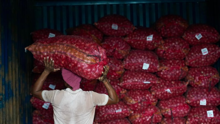 As Onion Prices Rise To Rs 62/Kg, Centre Launches Subsidised Sale At Rs 35