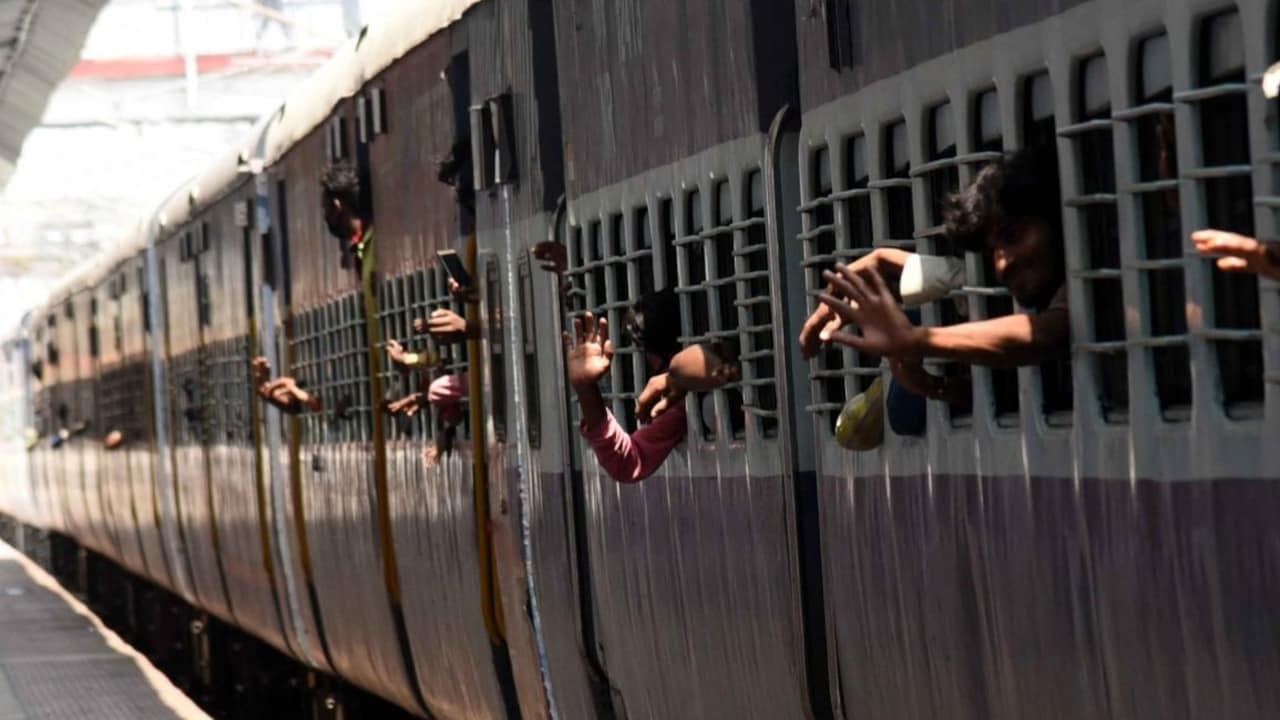 पटना-पूर्णिया के बीच स्‍पेशल ट्रेन, हाजीपुर, मुजफ्फरपुर, समस्‍तीपुर, सहरसा, मधेपुरा, मुरलीगंज को भी फायदा