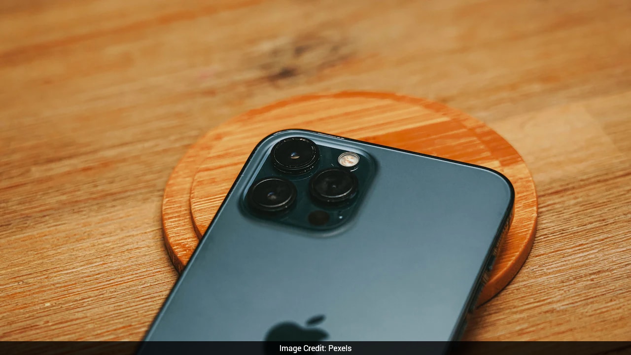 iPhone Stolen? Follow These Steps To Protect Your Device And Apple Account