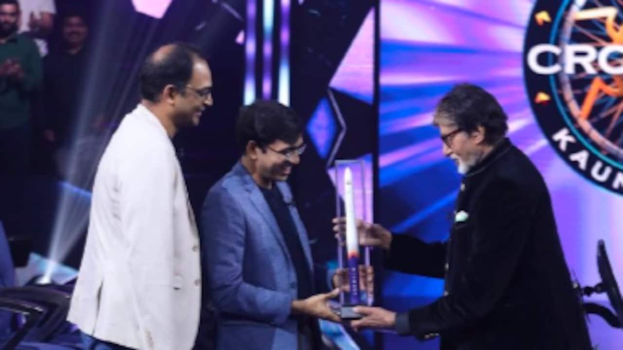Amitabh Bachchan Hosts Skyroot Aerospace CEOs on KBC 18