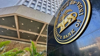 RBI Officials Meet NBFC Heads; Focus On Draft Guidelines For Revolving Credit, Compliance