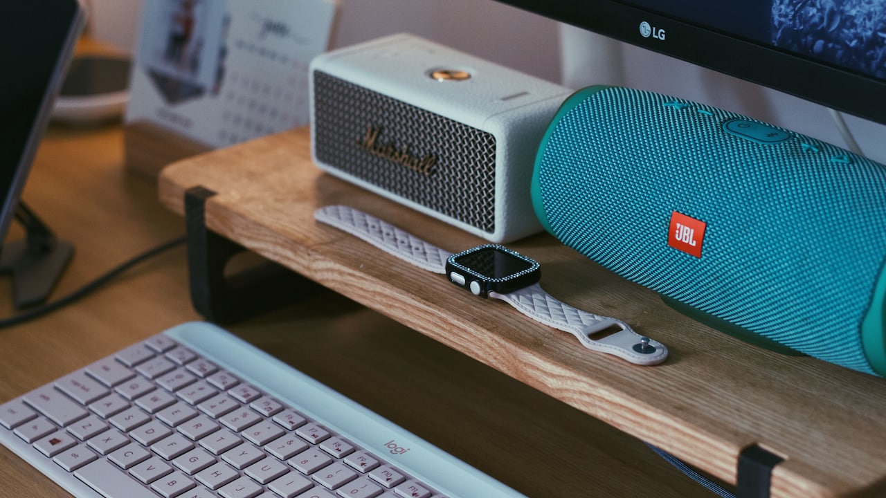 Does Turning Up The Volume Fix Weak Outdoor Bass? 10 Speaker Myths Explained Does Turning Up The Volume Fix Weak Outdoor Bass? 10 Speaker Myths Explained