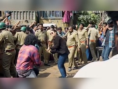 दृश्यम के बाद फिर पुलिस अफसर बनीं तब्बू, साउथ की फिल्म में दिखाएंगी सख्त तेवर, फर्स्ट लुक ने जीता दिल