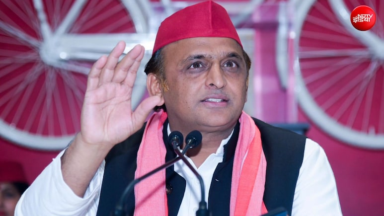 बुलेटप्रूफ जैकेट पत्रकारों को दे दूंगा... अखिलेश यादव का ऐलान; चवन्नी विवाद समेत सपा अध्यक्ष की 10 बड़ी बातें