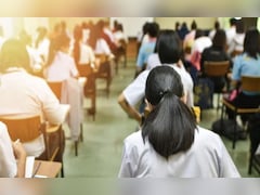 आजमगढ़ के स्कूलों में बाहरी व्यक्तियों और यू-ट्यूबर पर लगा प्रतिबंध हटा, BSA ने 31 जुलाई का आदेश किया रद्द