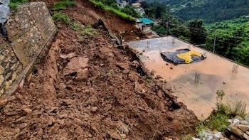 Mumbai: Landslide Reported At Gaushiya Chawl In Kurla's Chirag Nagar; Two People Injured, Six Feared Trapped