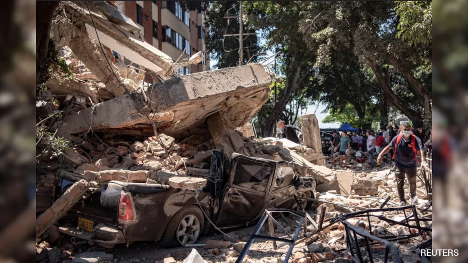 1,600 Buildings Collapse, 169 Dead: Videos Of 7.4 Magnitude Colombia Earthquake