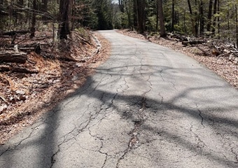 AI Detect Pothole on Road: सड़क पर दिखा गड्ढा तो सीधे होगी कॉन्ट्रैक्टर की पहचान, AI करेगा सारा काम, बेंगलुरु के इंजीनियर ने बनाया सिस्टम
