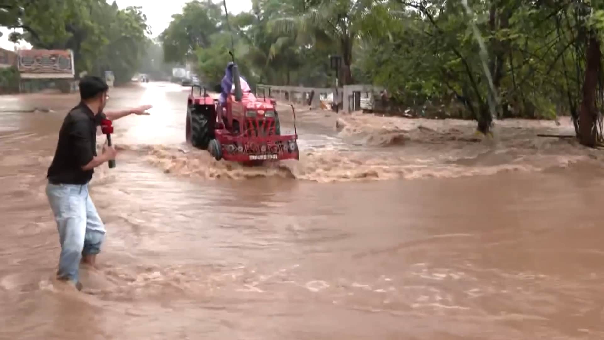 Gujarat Floods: Ground Report from Navsari as Villages Go Under Water